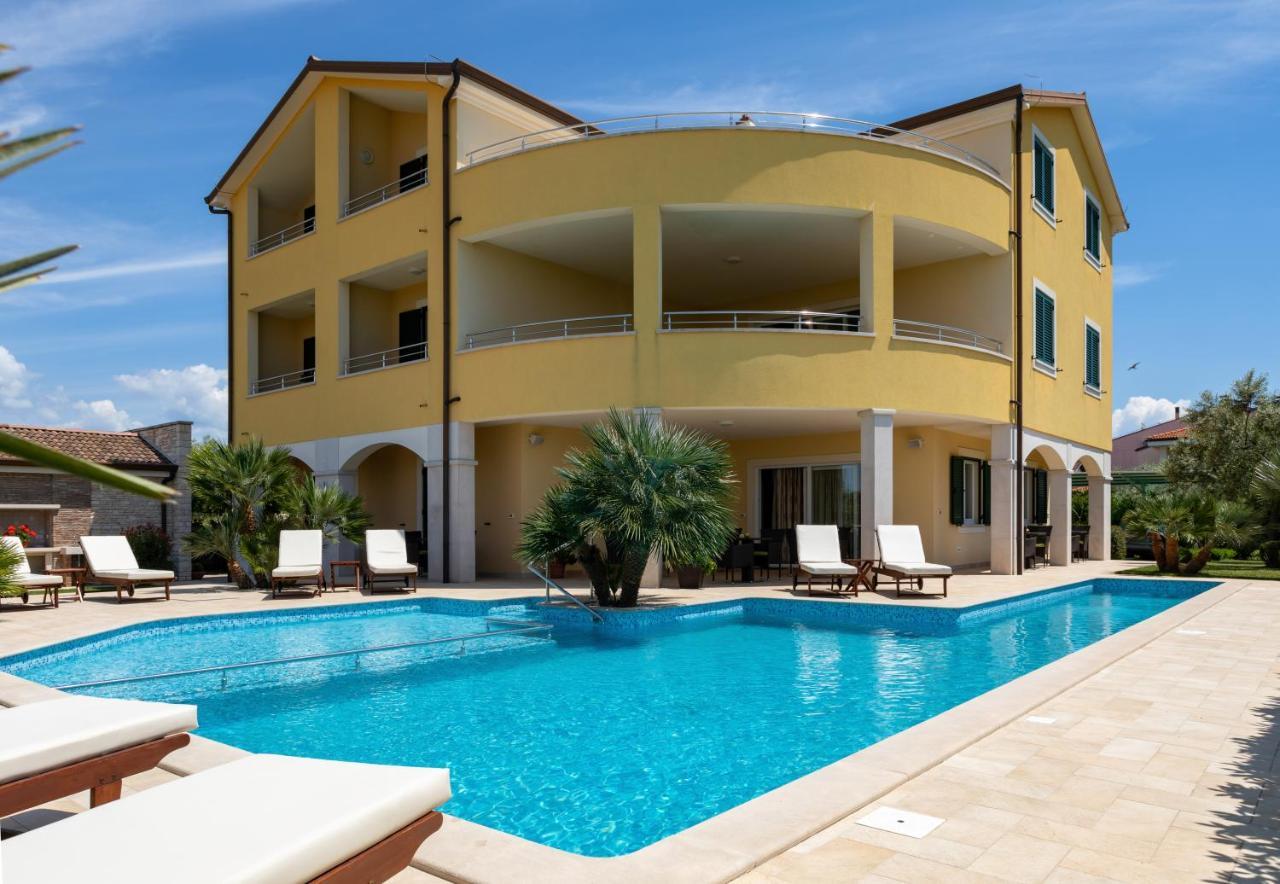 B&B Villa Oasa 1 Rovinj Bagian luar foto