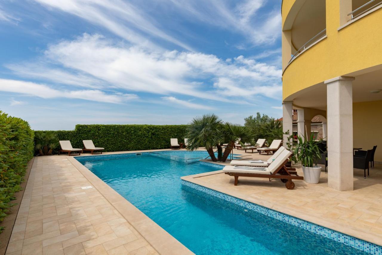 B&B Villa Oasa 1 Rovinj Bagian luar foto