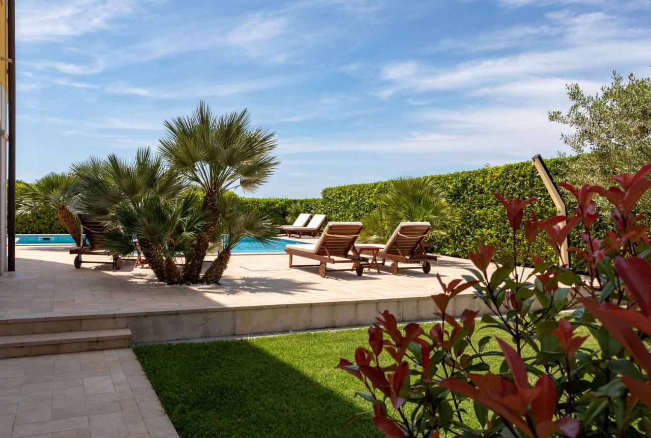 B&B Villa Oasa 1 Rovinj Bagian luar foto
