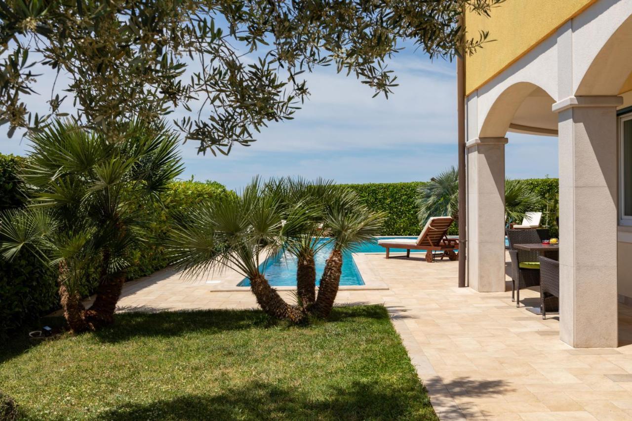 B&B Villa Oasa 1 Rovinj Bagian luar foto