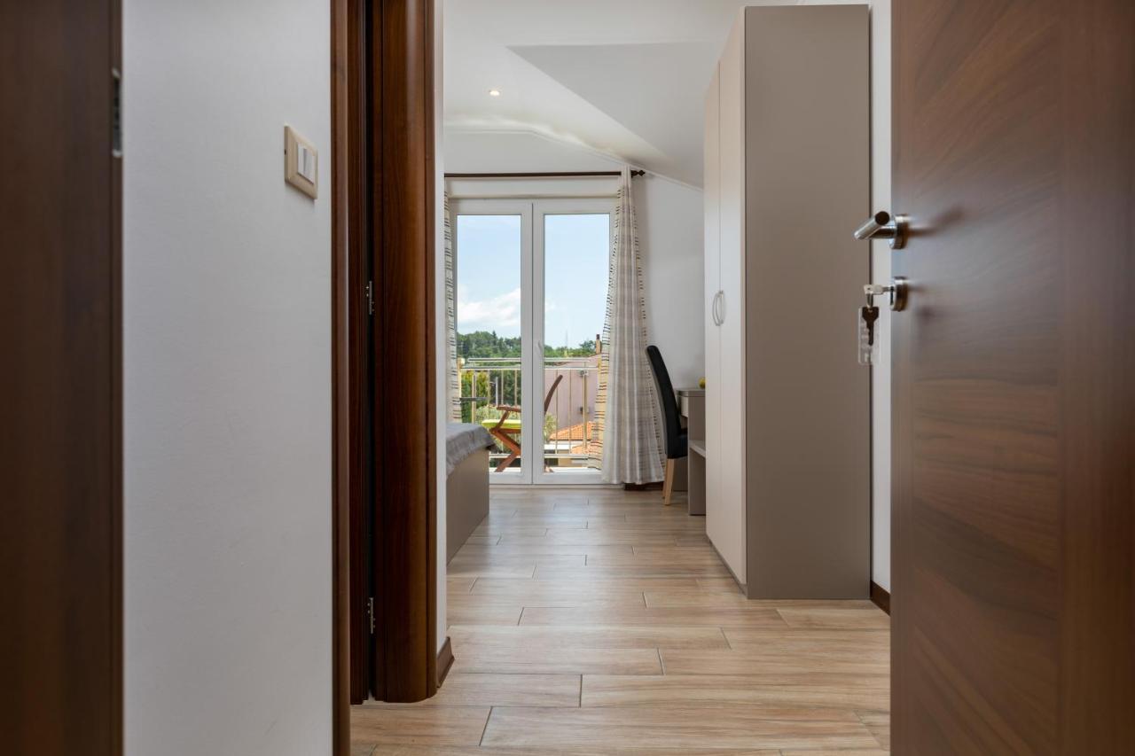 B&B Villa Oasa 1 Rovinj Bagian luar foto