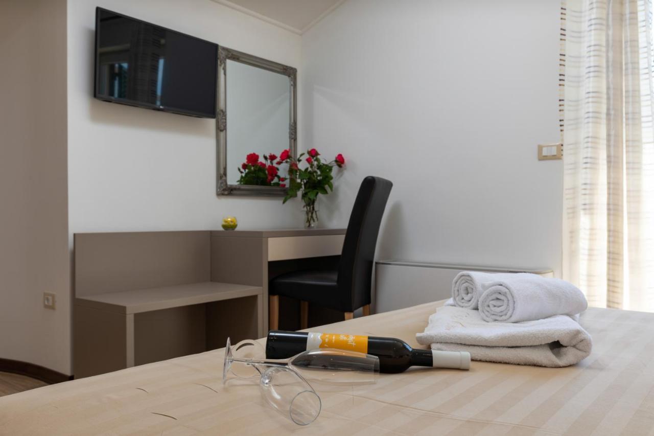 B&B Villa Oasa 1 Rovinj Bagian luar foto