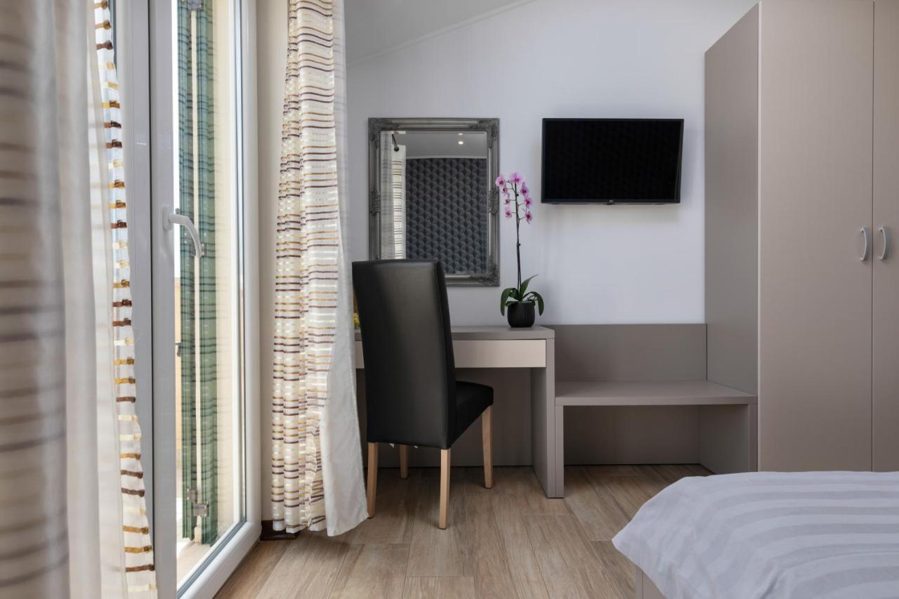 B&B Villa Oasa 1 Rovinj Bagian luar foto