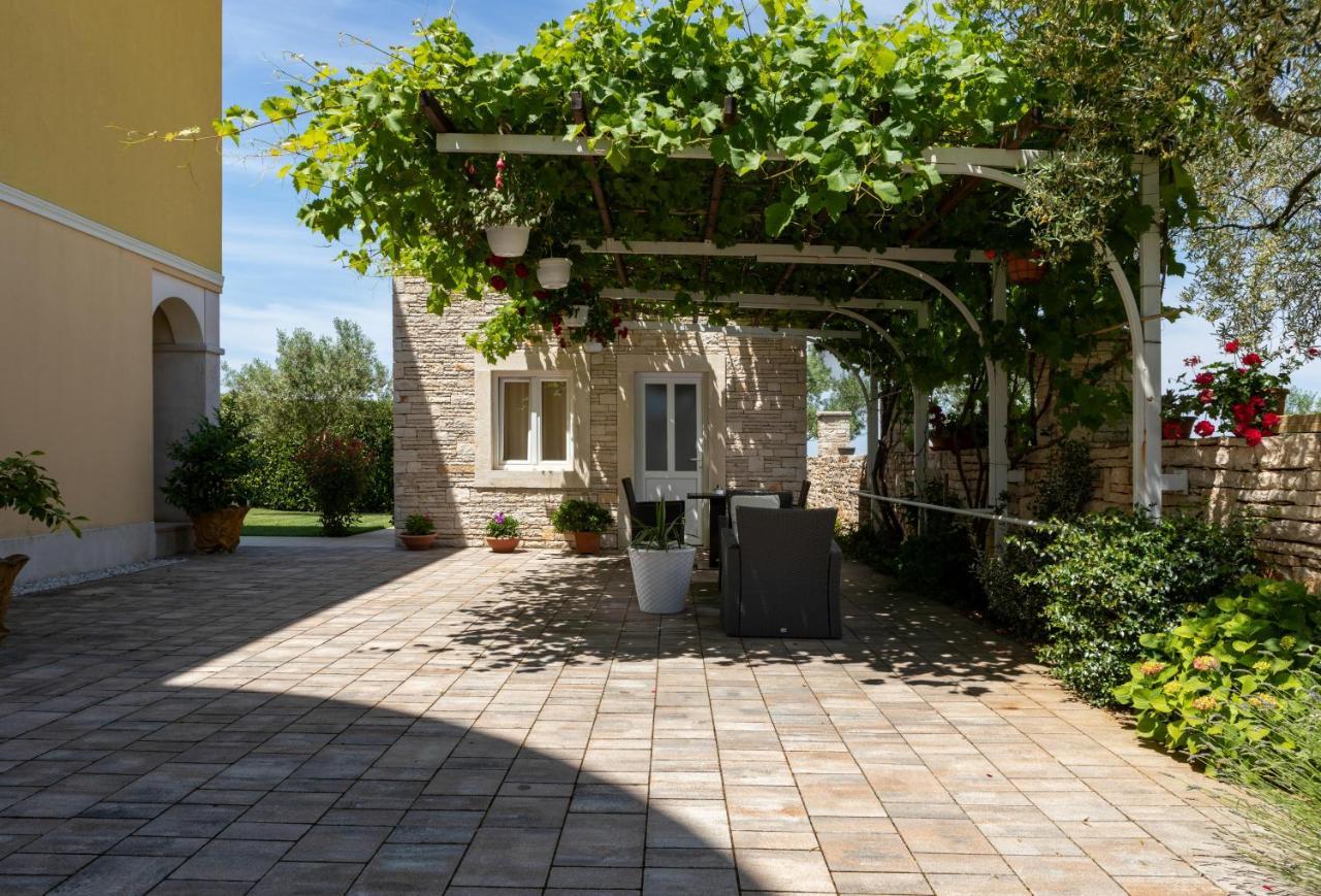 B&B Villa Oasa 1 Rovinj Bagian luar foto