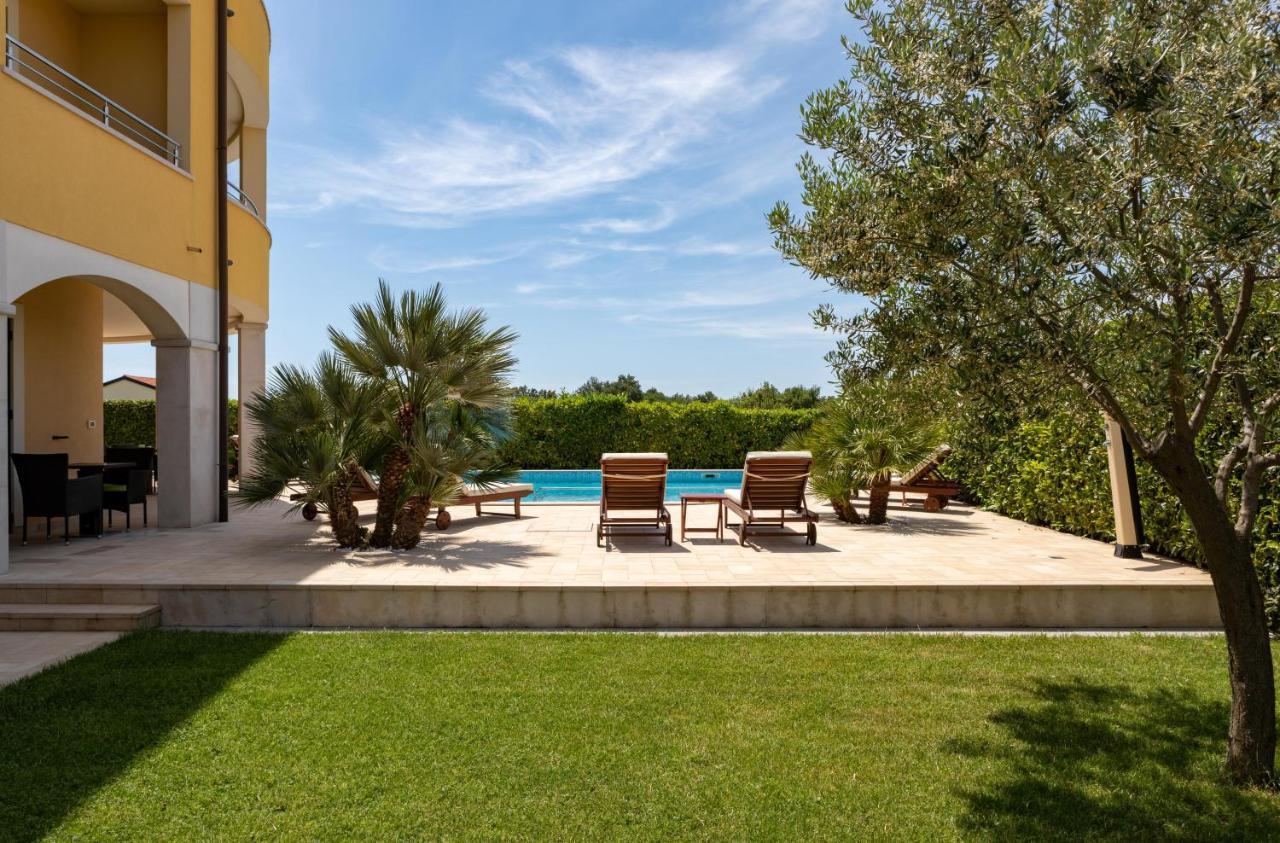 B&B Villa Oasa 1 Rovinj Bagian luar foto